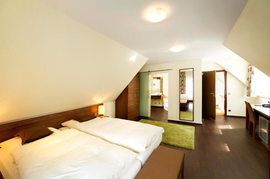 Hotel Storck Бад Лар Екстериор снимка